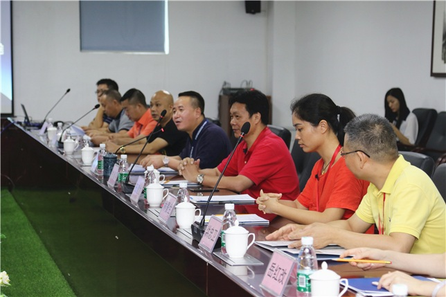 红旗镇智能家居建材行业经验交流会在迈科举行